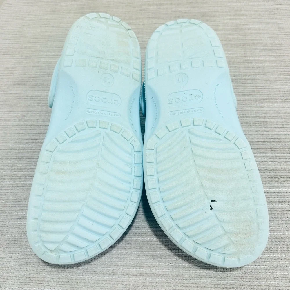 Crocs Classic Blue‎ Clog Men’s Size 11